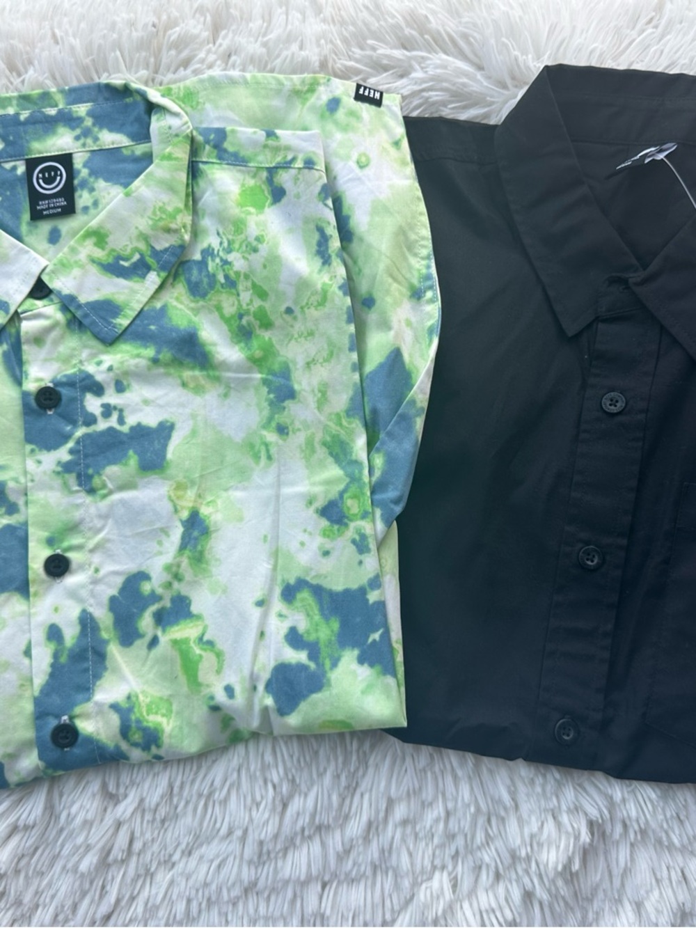 Bundle of 2 Green & Blue Tie-Dye Button-Up Shirt size medium
